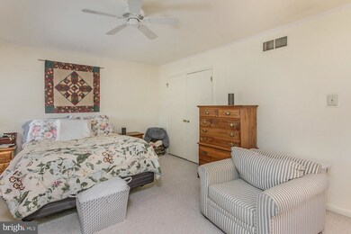 1301 Fairbourne Ct, Lansdale, PA 19446 - photo 7