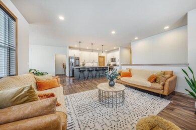 4647 N Cherryvale Ave, Appleton, WI 54913 - photo 6