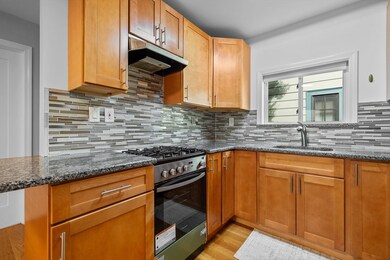 426 Norfolk St unit 1, Somerville, MA 02143 - photo 4