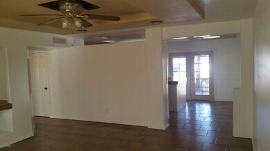 05-LR ViewToKitchen