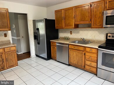 9007 Mill Ct, Fort Washington, MD 20744 - photo 6