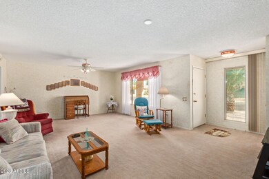 17416 N Lindgren Ave, Sun City, AZ 85373 - photo 6