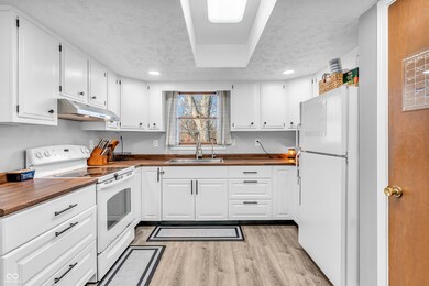 1723 Midland Dr, Franklin, IN 46131 - photo 4