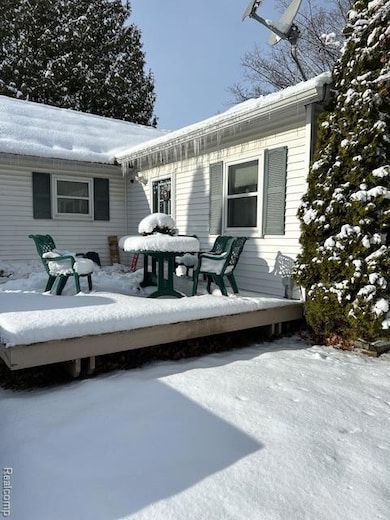 203 W Main St, Mayville, MI 48744 - photo 2