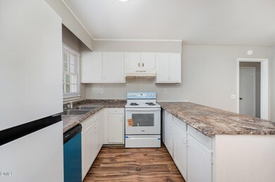 104 Deblyn Ct, Durham, NC 27713 - photo 7