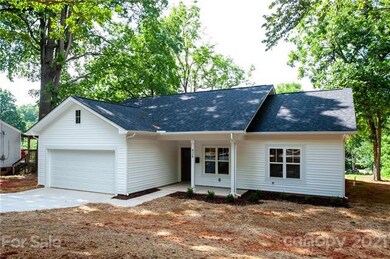 426 W Bell St, Statesville, NC 28677 - photo 2