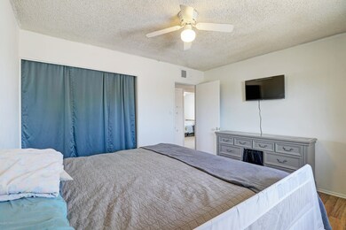 8010 W Earll Dr, Phoenix, AZ 85033 - photo 6