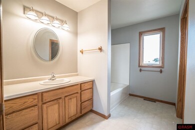316 Cole Ct, Mankato, MN 56001 - photo 6