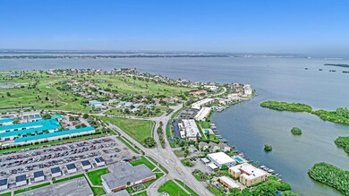 1503 Minutemen Causeway Unit -large-003-