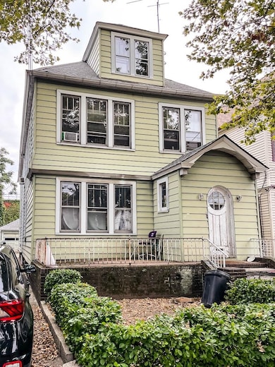 49 Broadman Pkwy, Jersey City, NJ 07305 - photo 2