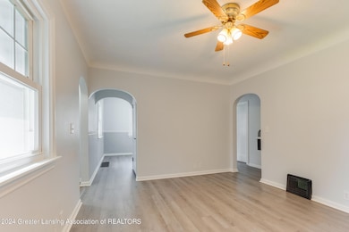 5202 Bogart St, Lansing, MI 48911 - photo 3