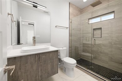 509 N Emerald Ave, Edinburg, TX 78541 - photo 5