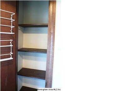 Nice sized pantry!
