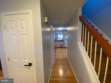 3050 Southern Elm Ct, Fairfax, VA 22031 - photo 7