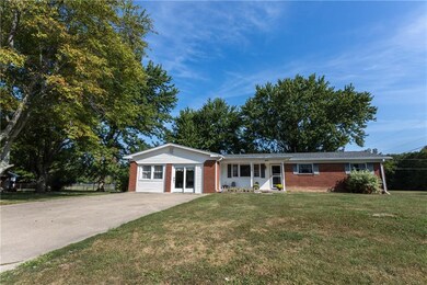 102 E Maple St, Roachdale, IN 46172 - photo 2