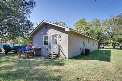 305 S Harvard Ave, Corsicana, TX 75109 - photo 6