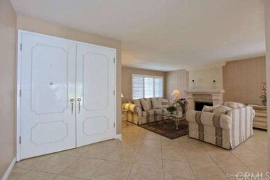 Inside view of entrance to formal living room, lar