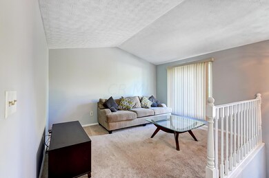 1714 Rivermont Rd, Columbus, OH 43223 - photo 5