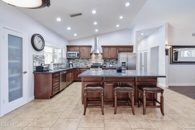 1207 E Sunburst Ln, Tempe, AZ 85284 - photo 7