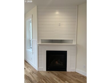 92 SW Driftwood Ln, Lincoln City, OR 97367 - photo 6