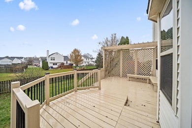 9002 Newmills Ln, Lewis Center, OH 43035 - photo 3