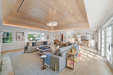 284 Monterey Rd, Palm Beach, FL 33480 - photo 4