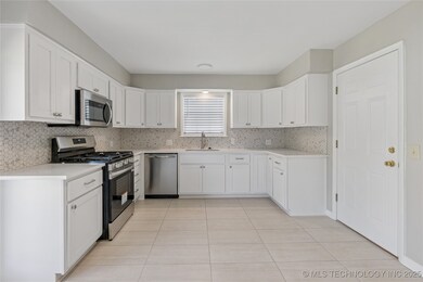 514 S 5th Place, Broken Arrow, OK 74012 - photo 6