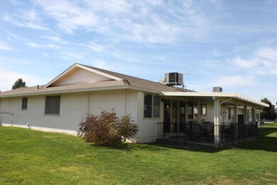 10702 W Venturi Dr unit 44, Sun City, AZ 85351 - photo 3