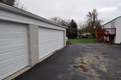 817 Ginger Willow Ct, Columbus, OH 43228 - photo 7