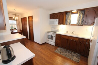 616 Wabash Ave, Mattoon, IL 61938 - photo 4