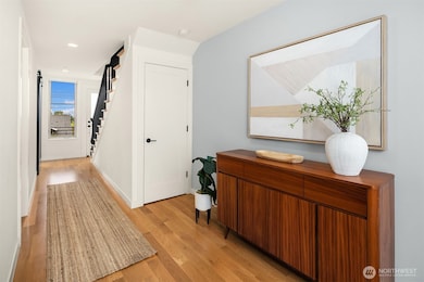 1535 Grandview Place E, Seattle, WA 98112 - photo 3