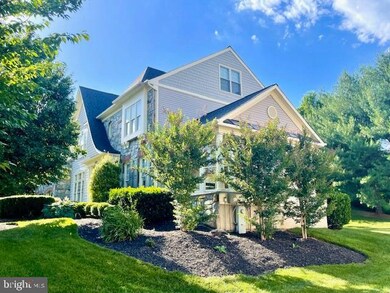 11505 Jamestown Ct, Laurel, MD 20723 - photo 4