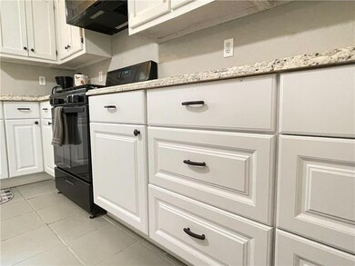 1310 E 2nd St, Cushing, OK 74023 - photo 7