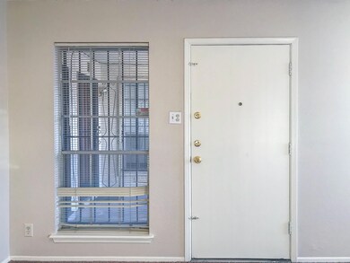 10720 Forest Ridge Ln unit D, El Paso, TX 79935 - photo 3