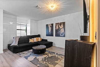 10467 W 34th Ct, Hialeah, FL 33018 - photo 4