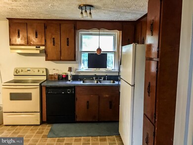 129 Rolando Dr, Colonial Beach, VA 22443 - photo 6