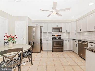 2375 Aronimink Cir, Fayetteville, PA 17222 - photo 6