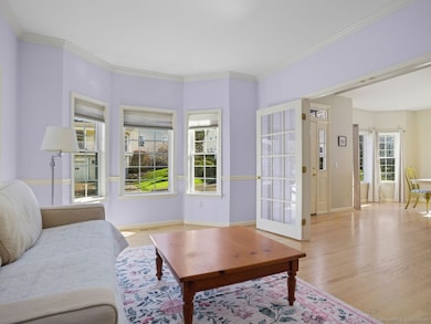 101 Royals Ct, Trumbull, CT 06611 - photo 6