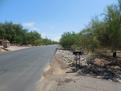 Street View Looking E