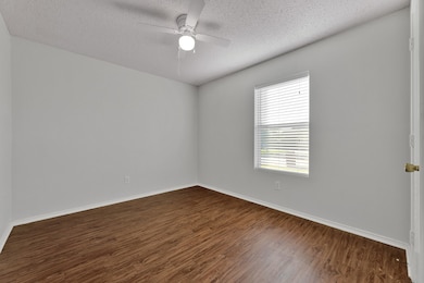 1807 Northridge Dr, Terrell, TX 75160 - photo 2