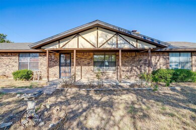 3461 Agnes Cir, Springtown, TX 76082 - photo 2