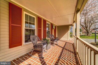 6813 Bluecurl Cir, Springfield, VA 22152 - photo 7