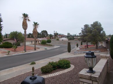 10836 Vista Lomas Dr, El Paso, TX 79935 - photo 4