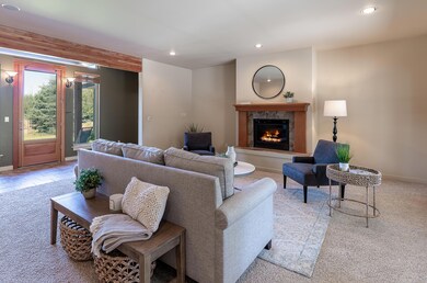 69623 Old Corral Loop, Sisters, OR 97759 - photo 6