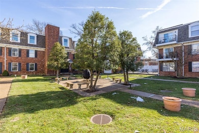 524 N Kirkwood Rd unit 2B, Saint Louis, MO 63122 - photo 3