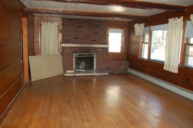 668 Upper Straw Rd, Contoocook, NH 03229 - photo 4