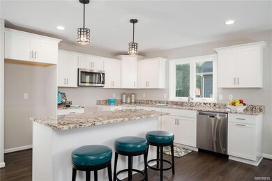 Spacious working kitchen