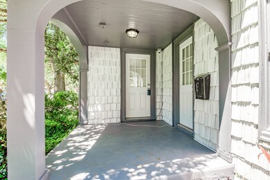 406 W Sidnor St, Alvin, TX 77511 - photo 4