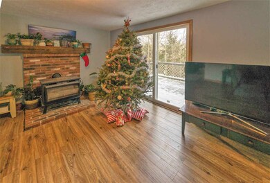 84 Birch Cir, Campton, NH 03223 - photo 6