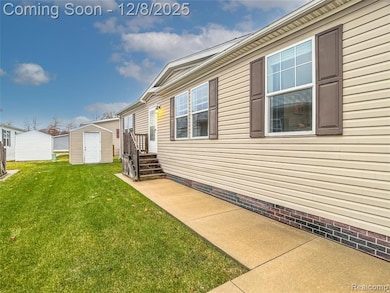 6267 Imperial Dr, Fenton, MI 48430 - photo 3